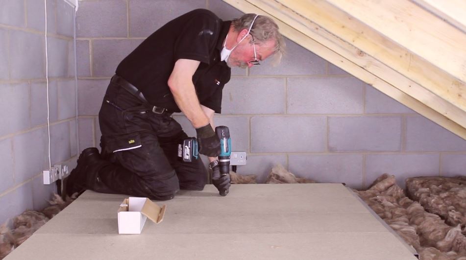 What’s the difference between Raised Loft Boarding & Standard Loft Boarding? 1 Raised Loft Boarding